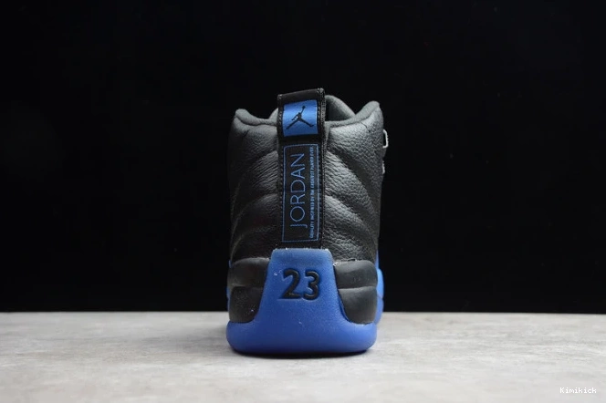 royal black 1687 air jordan ModernLook game 130690- 12 0529